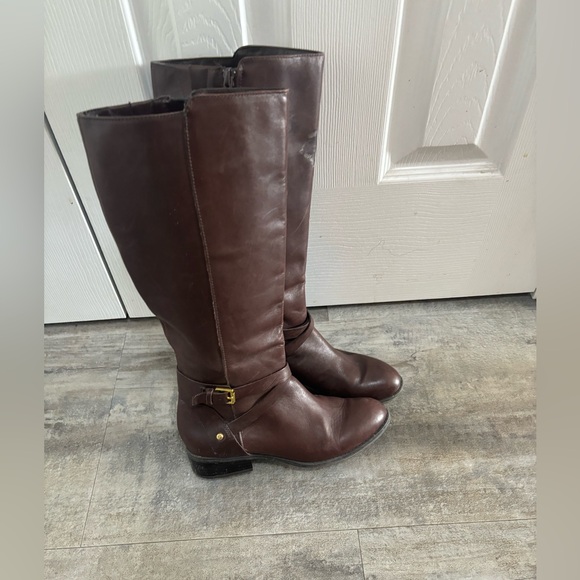 Ralph Lauren boots - Picture 1 of 2